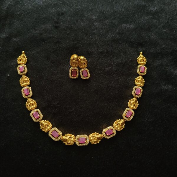 Neckset with Earrings - Pink