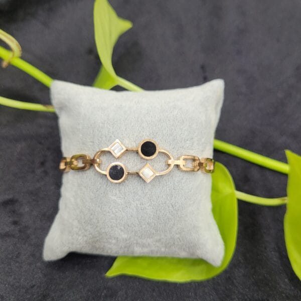 Rose gold bracelet lock type with geometric design for women – 26BR0010