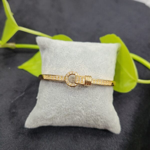 White stone gold bracelet lock type with circular design for women – 26BR0014